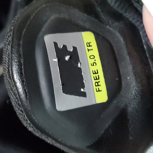 Nike shoes - Picture 7 of 7